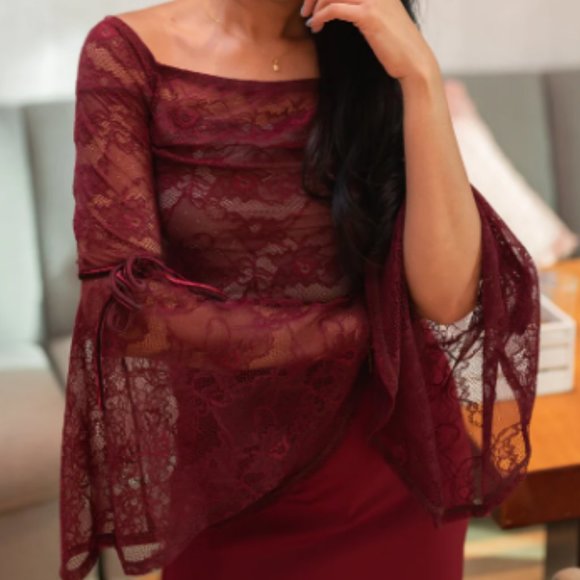 Bebe Women's Red Long-Sleeve Lace Bodysuit Top - Picture 3 of 3